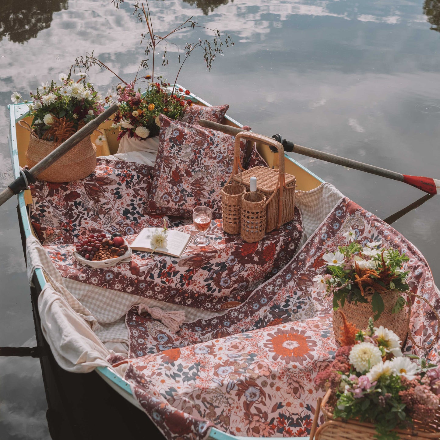 picnic rug and cushions matching