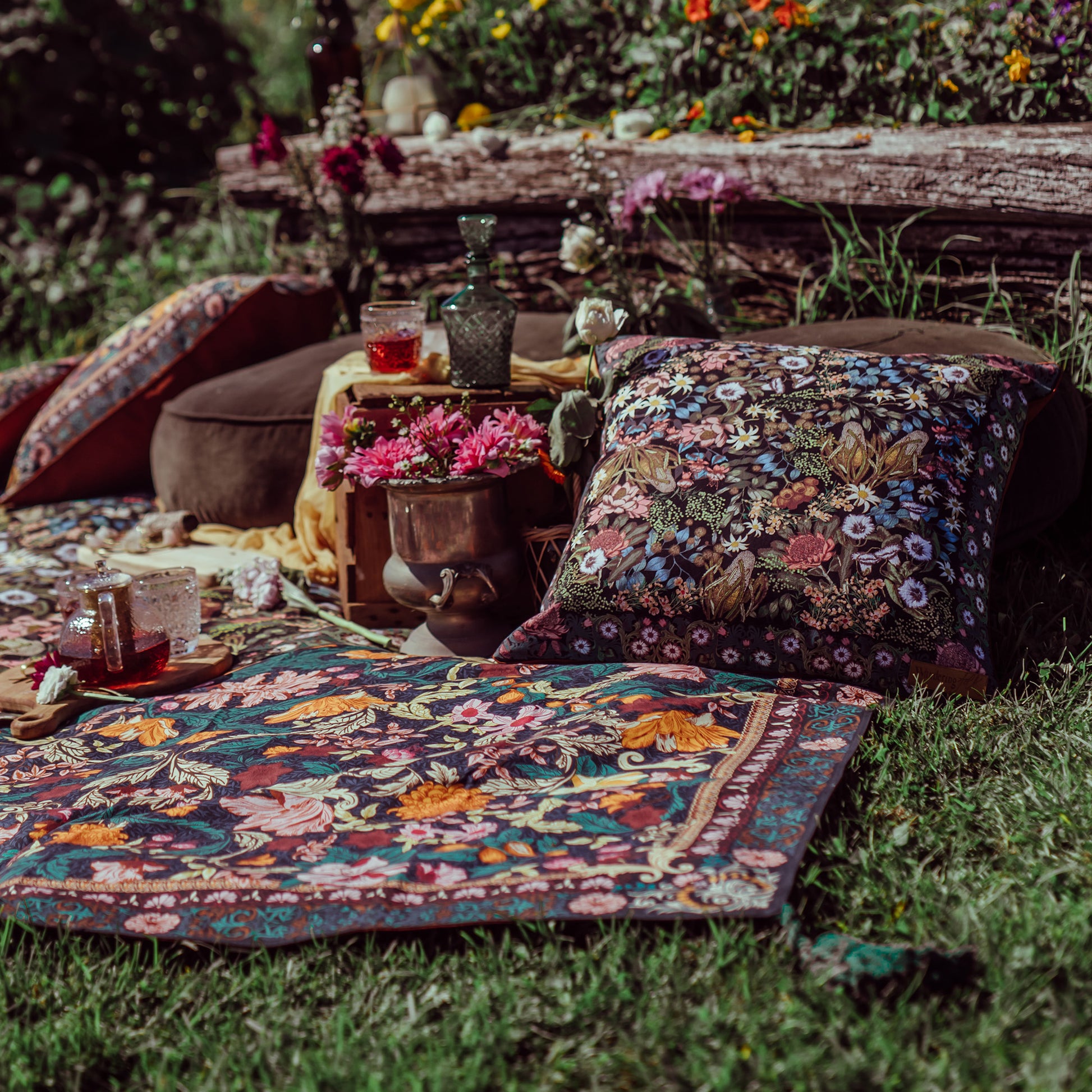 Native Cushion Cover Wildflower