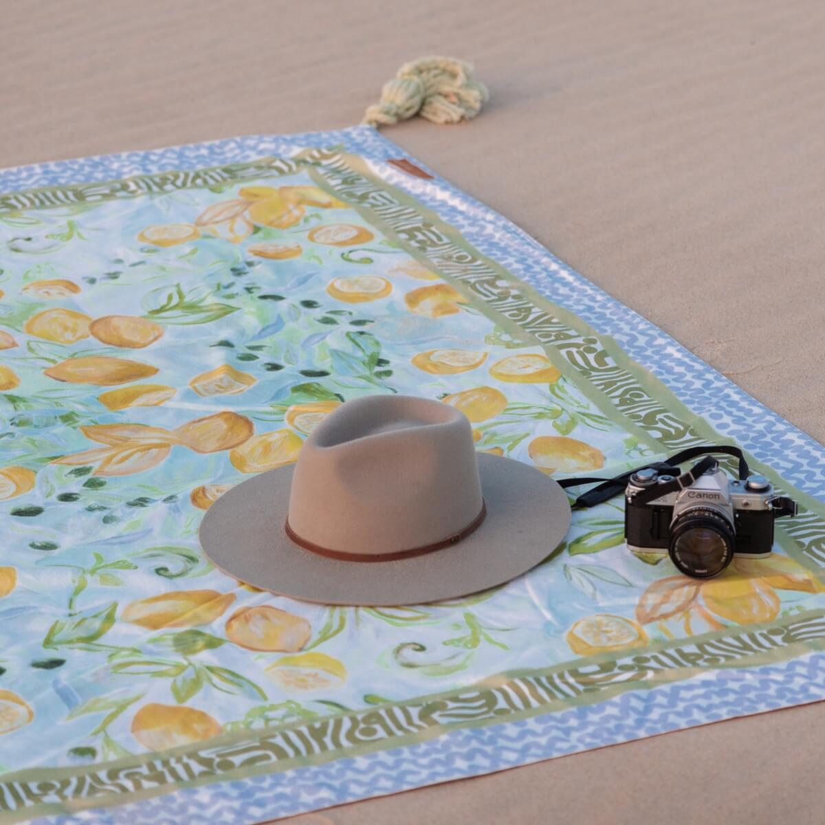 Le Lemon Picnic Rug - Olive